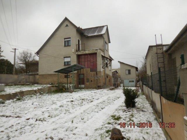 DRAŽBA 25.01.2017 o 10.00 hod., rodinný dom Handlová, okres Prievidza - náhľad