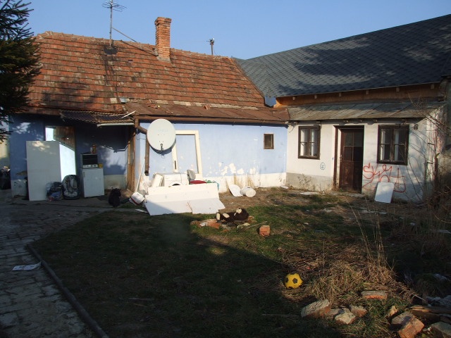 DRAŽBA 26.04.2012 o 11.00 hod., rodinný dom v Holíči - náhľad