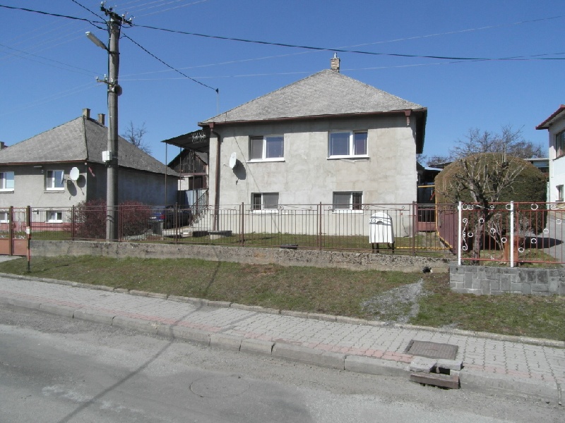 DRAŽBA 20.08.2014 o 11.00 hod., rodinný dom Kokošovce, okres Prešov