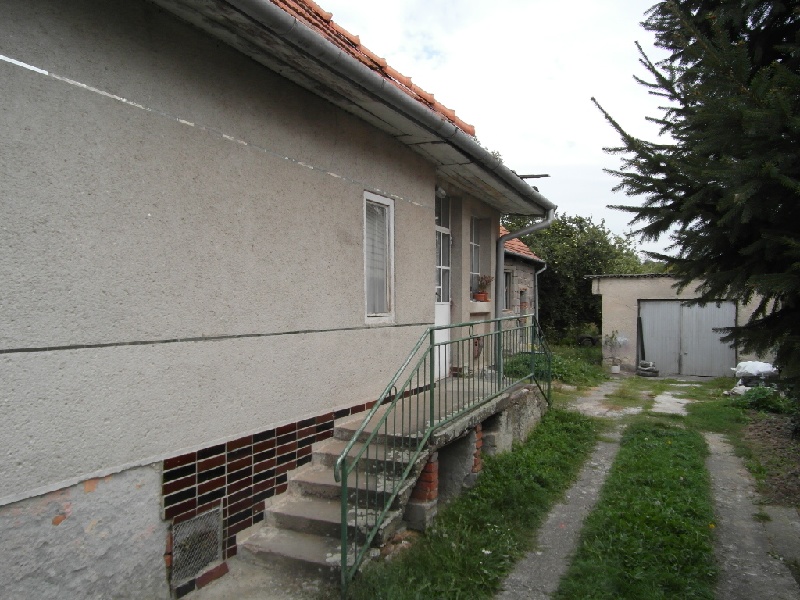 DRAŽBA 27.06.2016 o 14.00 hod., rodinný dom Rybník, okres Levice - náhľad