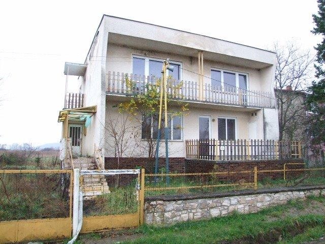 DRAŽBA 23.02.2015 o 10.00 hod., rodinný dom Bušince, okres Veľký Krtíš
