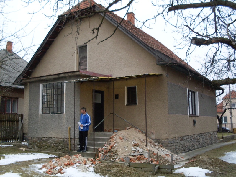 DRAŽBA 30.05.2012 o 10.00 hod., rodinný dom v Lehote pod Vtáčnikom - náhľad