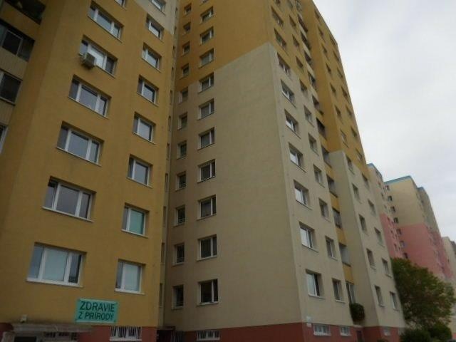 UPUSTENÉ!!! DRAŽBA 05.12.2019 o 11.30 hod., 3 izbový byt Bratislava m.č. Petržalka, okres Bratislava V
