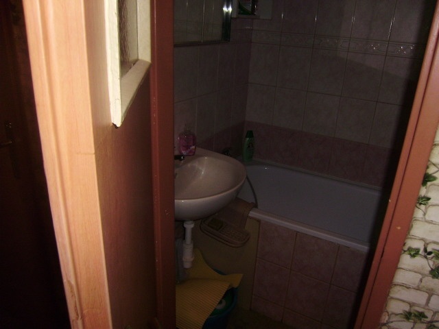 DRAŽBA 04.05.2015 o 13.00 hod., 3 izbový byt Handlová, okres Prievidza - náhľad