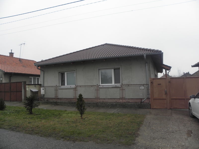 UPUSTENÉ - DRAŽBA 27.04.2016 o 11.00 hod., rodinný dom Štvrtok na Ostrove, okres Dunajská Streda