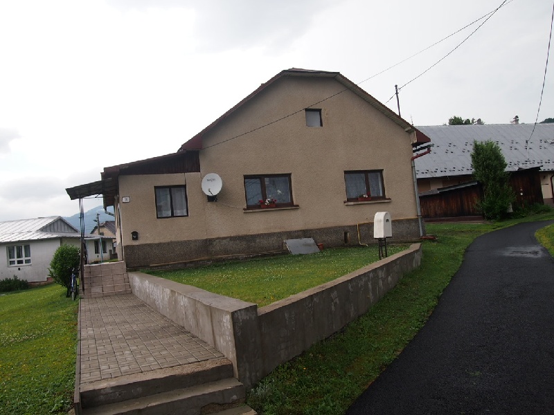 UPUSTENÉ!!! DRAŽBA 16.08.2018 o 13:00 hod., rodinný dom Sveržov, okres Bardejov