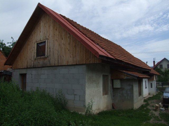 DRAŽBA 19.05.2014 o 13.00 hod., rodinný dom Podhradie, okres Martin - náhľad