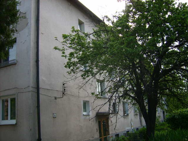 DRAŽBA 19.12.2012 o 13.00 hod., 2 izbový byt v Komárne, okres Komárno