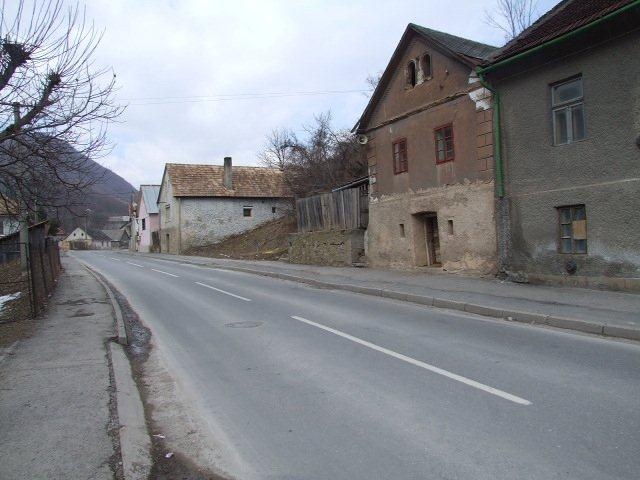 DRAŽBA 09.05.2012 o 11.00 hod., rodinný dom v Tisovci - náhľad