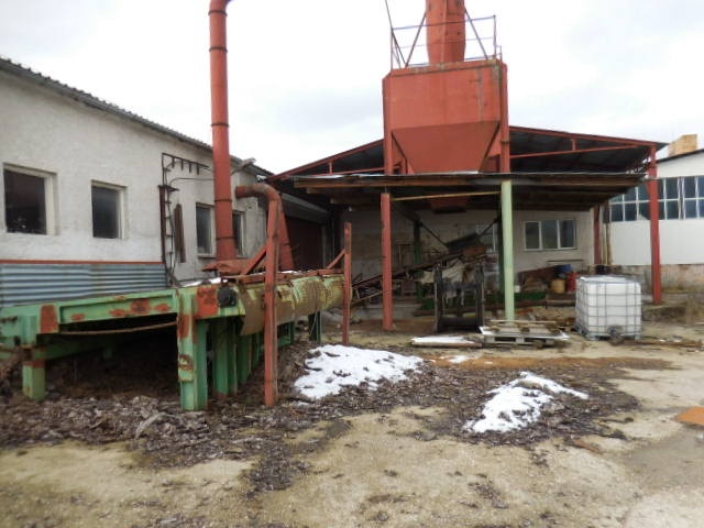 DRAŽBA 21.03.2023 o 10.30 hod., súbor vecí: nehnuteľností spolu s hnuteľnými vecami ako celok Papradno a Podvažie, okres Považská Bystrica - náhľad