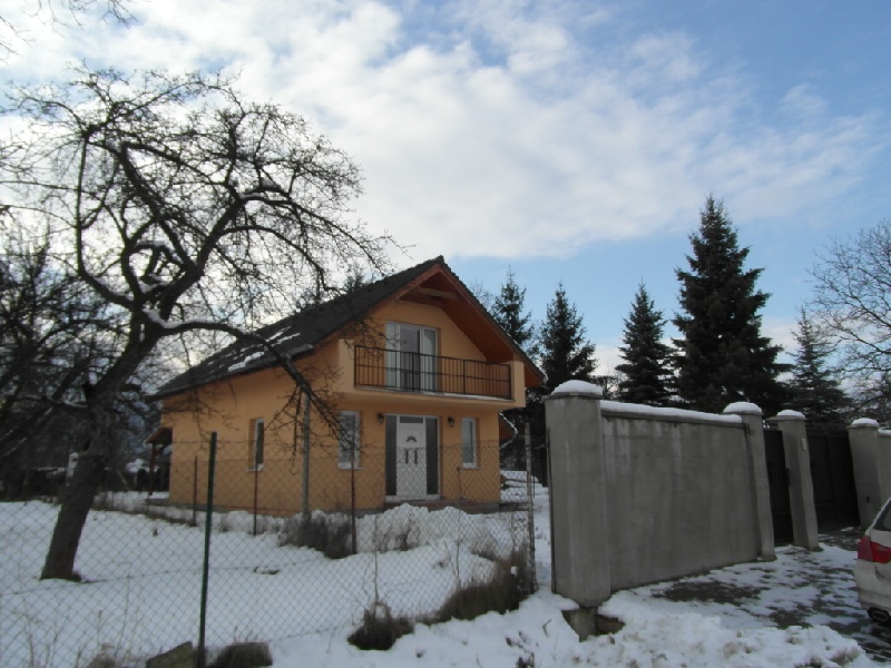 DRAŽBA 11.11.2015 o 10.00 hod., rodinný dom Nitrianske Pravno, okres Prievidza - náhľad