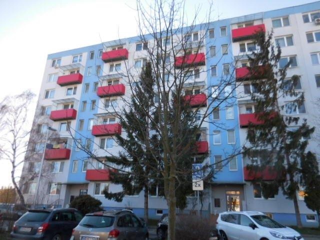 UPUSTENÉ!!! DRAŽBA 19.03.2018 o 10.30 hod., 3 izbový byt Vráble, okres Nitra