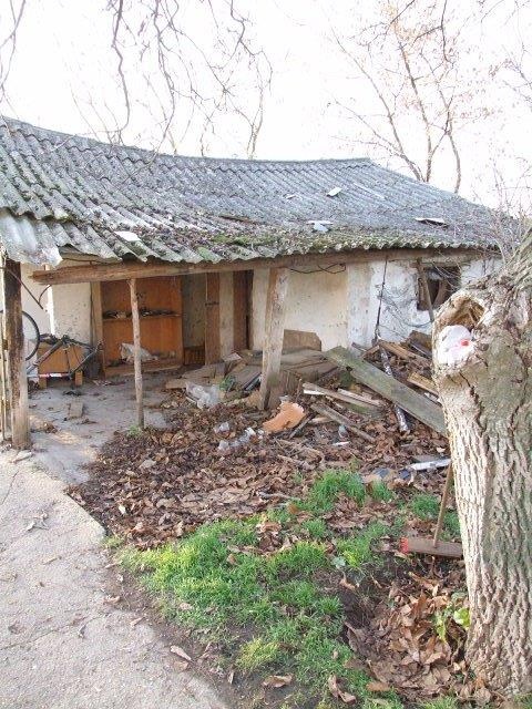 DRAŽBA 01.10.2015 o 10.00 hod., rodinný dom Rastislavice, okres Nové Zámky - náhľad
