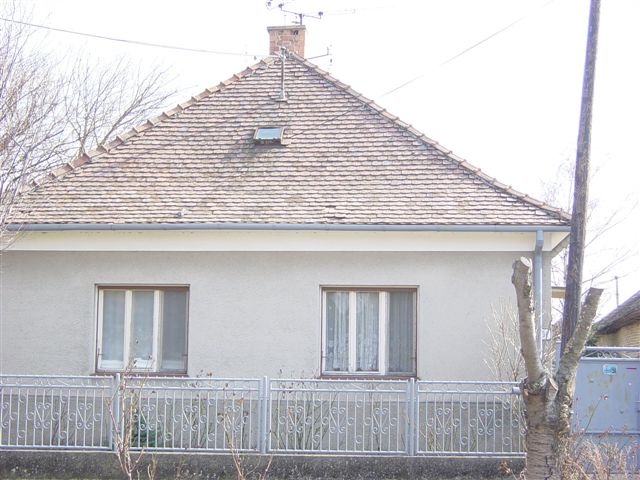 DRAŽBA 31.03.2011 o 10.00 hod., rodinný dom v obci Jahodná, okres Dunajská Streda