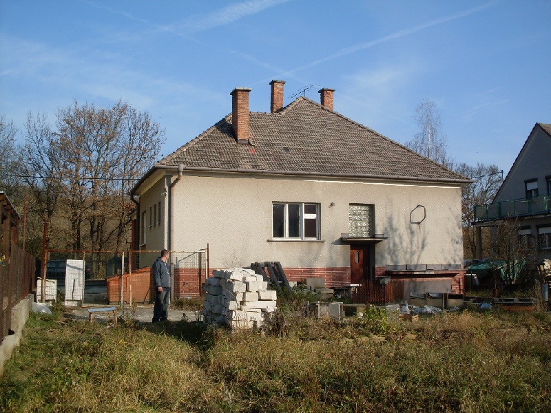 DRAŽBA 05.02.2013 o 10.00 hod., rodinný dom v Brezovej pod Bradlom, okres Myjava - náhľad