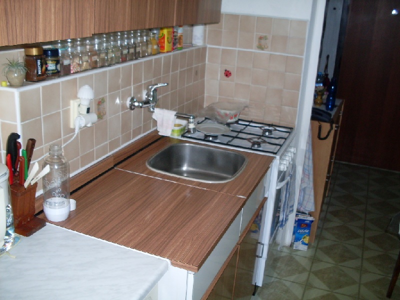 !!!!UPUSTENÉ!!!!!!DRAŽBA 30.08.2012 o 10.00 hod., 1,5 izbový byt v Bratislave II.- Ružinov - náhľad
