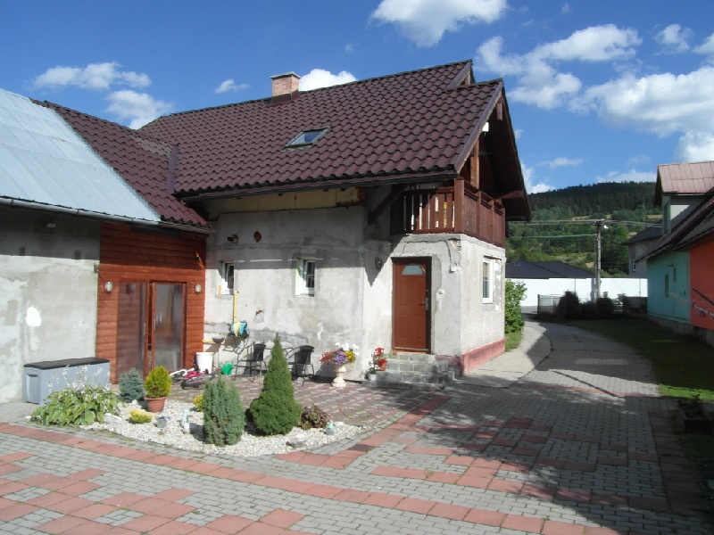 DRAŽBA 10.11.2017 o 10.00 hod., rodinný dom Turzovka, okres Čadca - náhľad