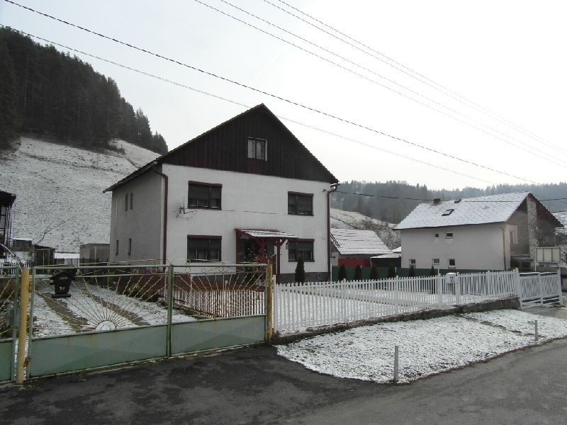 DRAŽBA 26.06.2019 o 12.00 hod., 1/2 rodinný dom Zázrivá, okres Dolný Kubín