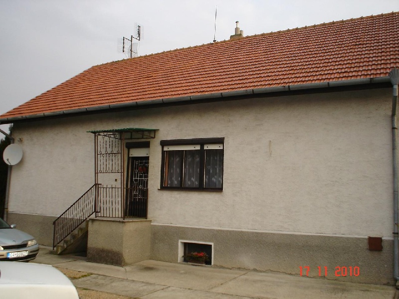 DRAŽBA 20.04.2016 o 10.00 hod., rodinný dom Čierny Brod, okres Galanta - náhľad