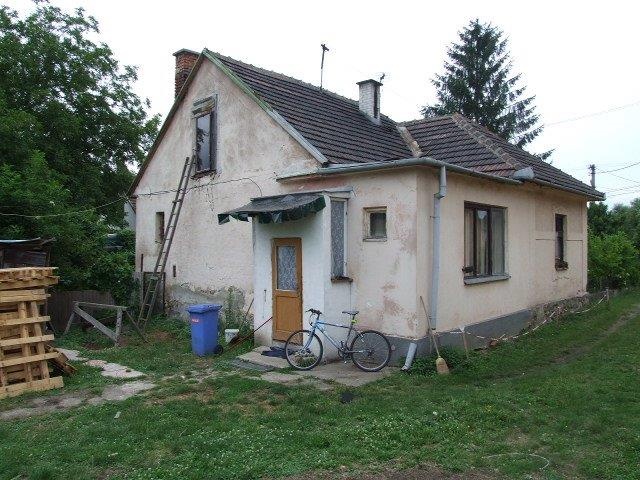 DRAŽBA 16.10.2014 o 10.00 hod., rodinný dom Zemianske Kostoľany, okres Prievidza - náhľad