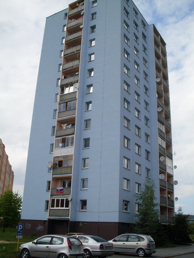 DRAŽBA 01.06.2012 o 10.30 hod., 3 izbový byt v Spišskej Novej Vsi