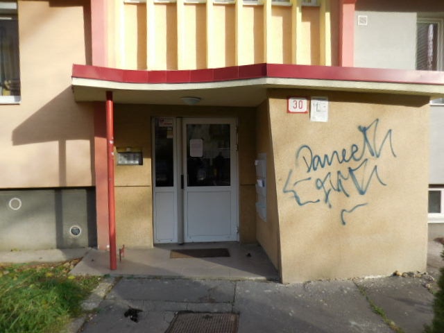 UPUSTENÉ!!! DRAŽBA 12.01.2018 o 10.30 hod., 2 izbový byt Bratislava - Ružinov, okres Bratislava II - náhľad