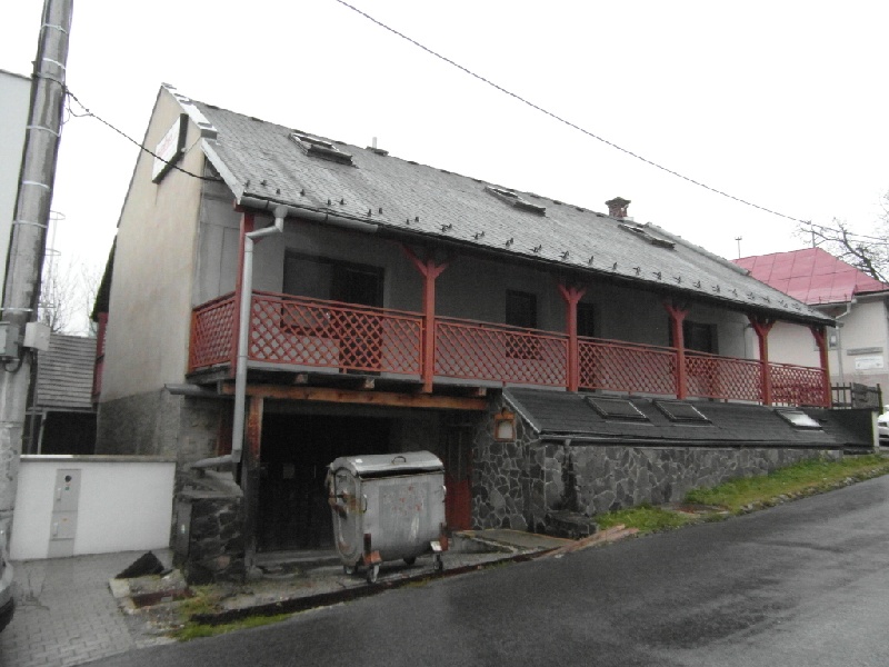 DRAŽBA 30.01.2015 o 11.00 hod., rodinný dom Banská Bystrica, okres Banská Bystrica