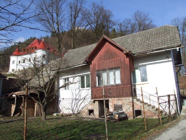 DRAŽBA 13.08.2015 o 13.00 hod., rodinný dom Považská Bystrica, okres Považská Bystrica - náhľad