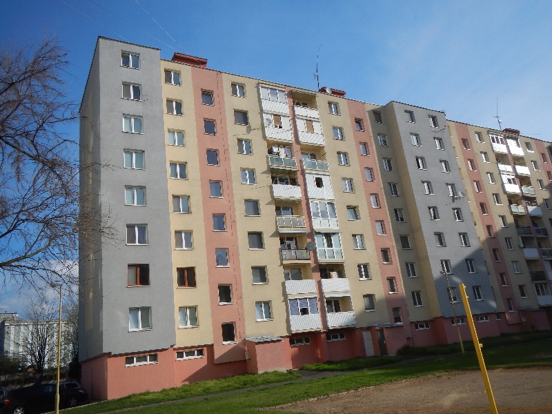DRAŽBA 31.08.2015 o 14.00 hod., 3 izbový byt Trebišov, okres Trebišov
