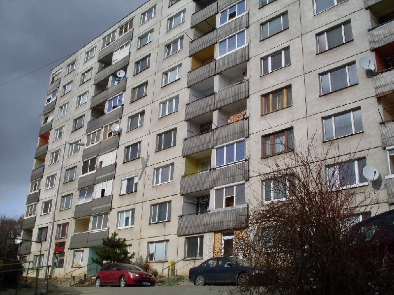 DRAŽBA 19.06.2012 o 11.00 hod., 3 izbový byt vo Vranove nad Topľou