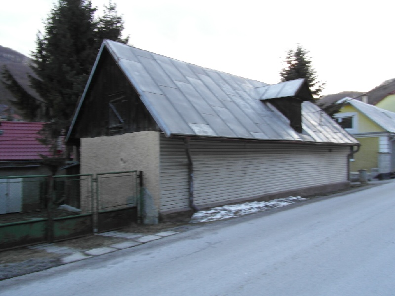 DRAŽBA 03.06.2019 o 10.00 hod., rodinný dom Tajov, okres Banská Bystrica - náhľad