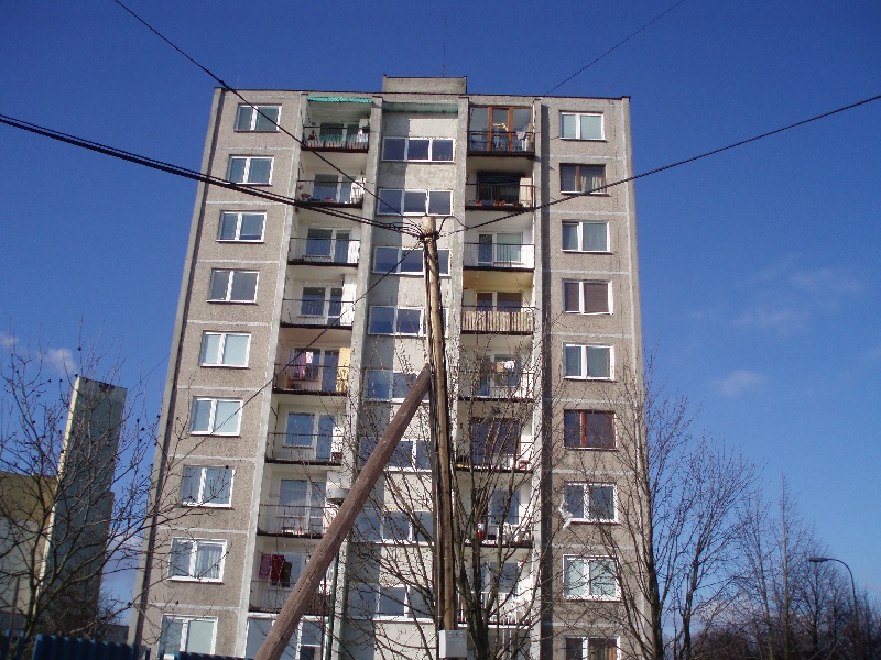 !!!!UPUSTENÉ!!!!DRAŽBA 03.12.2012 o 10.00 hod., 3 izbový byt vo Vranove nad Topľou, okres Vranov nad Topľou