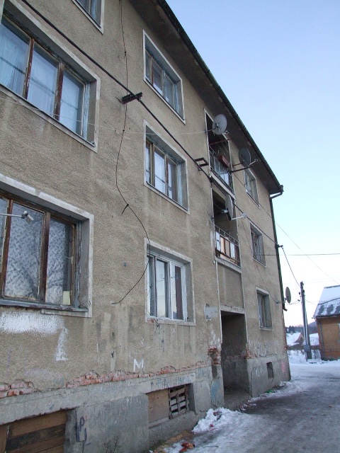 DRAŽBA 04.04.2012 o 09.30 hod., 2 izbový byt v Medzilaborciach - náhľad