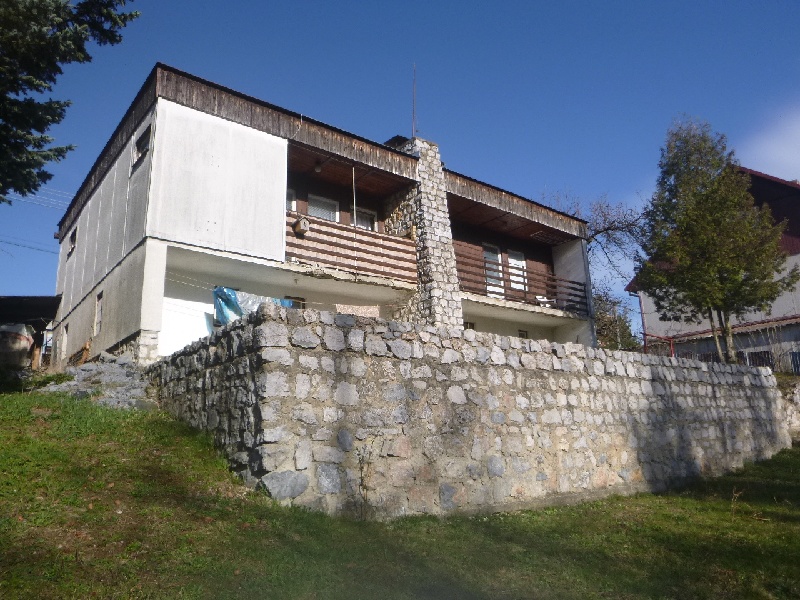DRAŽBA 06.06.2023 o 10.30 hod., Rodinný dom - Medzev, okres Košice - náhľad