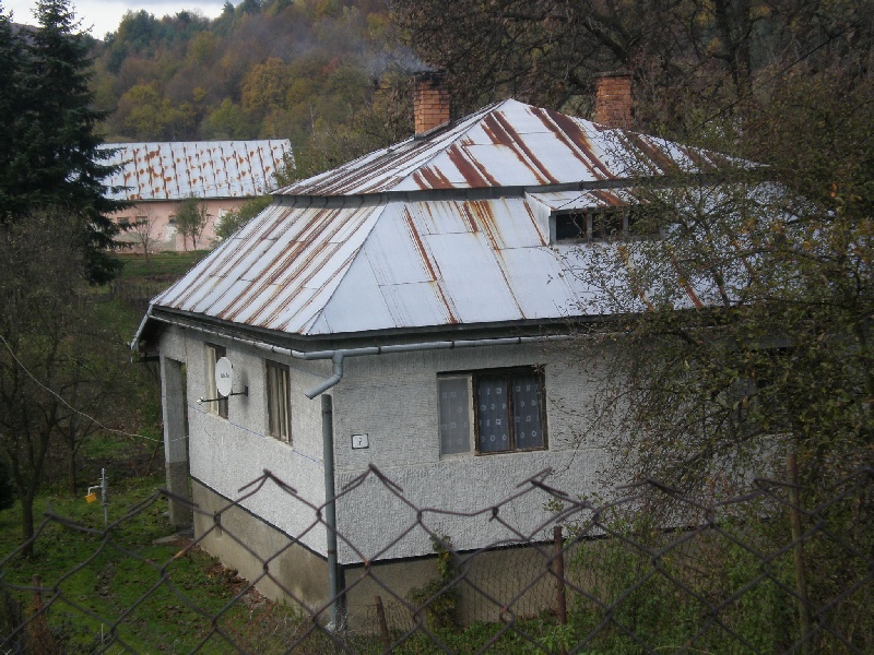 DRAŽBA 23.01.2012 o 11.00 hod., rodinný dom v Jabloni - náhľad