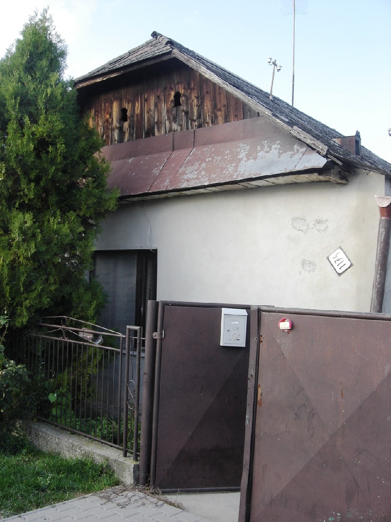 DRAŽBA 05.05.2016 o 13.00 hod., rodinný dom Mojmírovce, okres Nitra