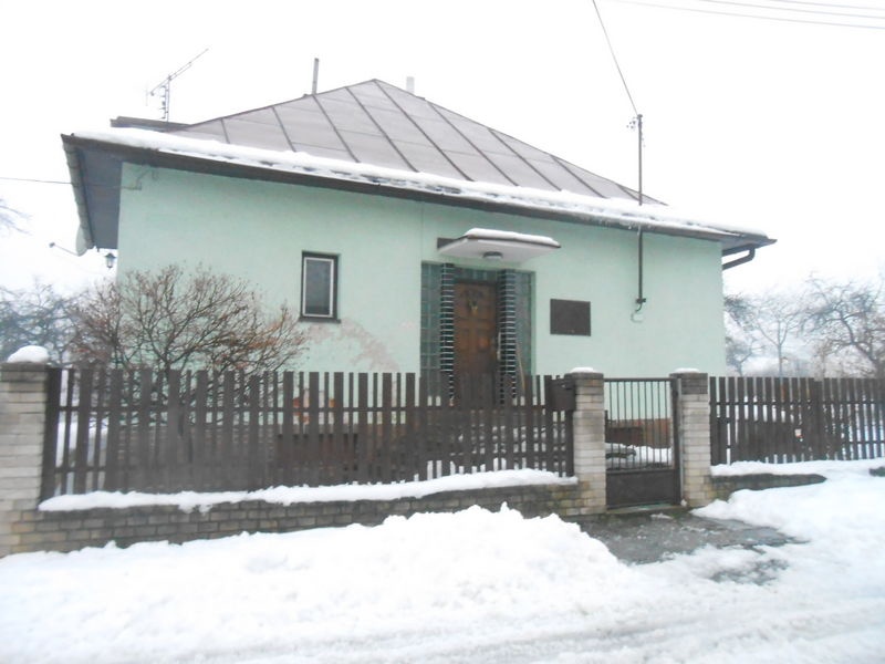 DRAŽBA 19.01.2016 o 13.00 hod., rodinný dom Bytča, okres Bytča
