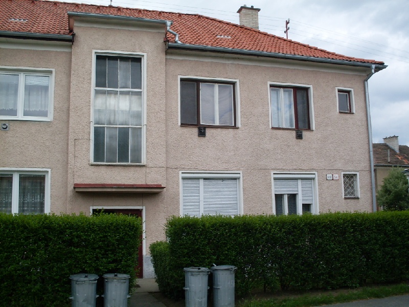 DRAŽBA 02.07.2012 o 11.00 hod., 3 izbový byt v Partizánskom