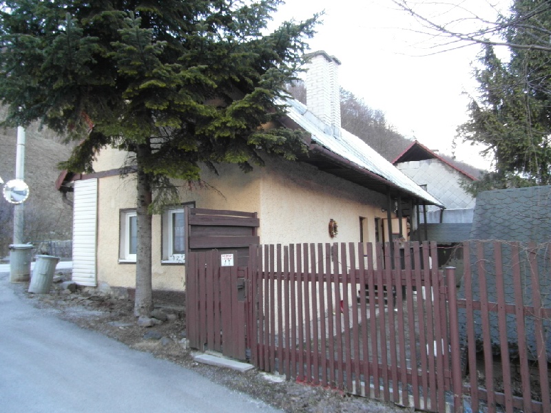 DRAŽBA 03.06.2019 o 10.00 hod., rodinný dom Tajov, okres Banská Bystrica