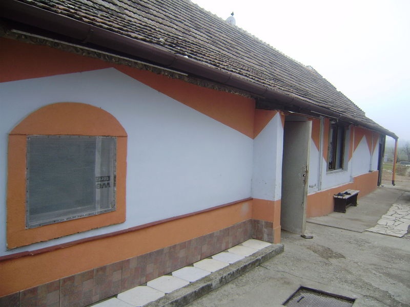 DRAŽBA 24.05.2016 o 10.00 hod., rodinný dom Horné Zelenice, okres Hlohovec - náhľad