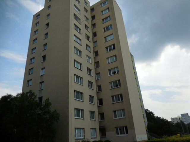 OPAKOVANÁ DRAŽBA 23.1.2024 o 11:30 hod., 2 - izbový byt - Bratislava-Dúbravka, okres Bratislava IV