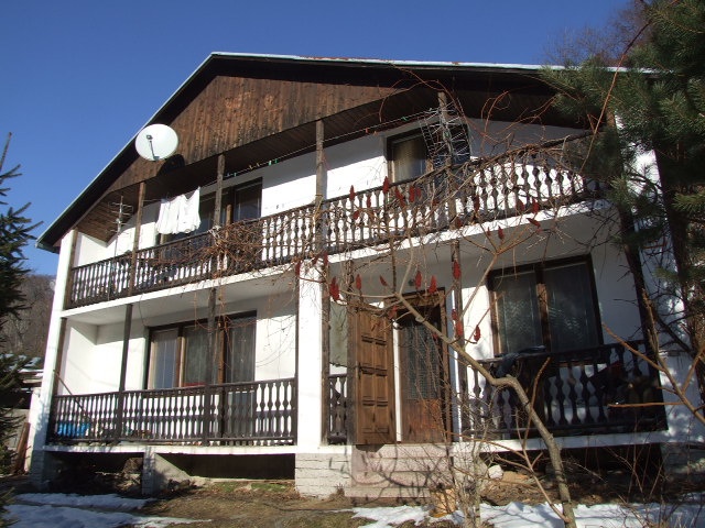 DRAŽBA 23.04.2012 o 10.00 hod., rodinný dom v Kokave nad Rimavicou - náhľad