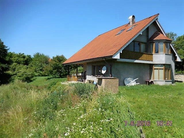 DRAŽBA 09.08.2016 o 11.00 hod., rodinný dom Nové Mesto nad Váhom, okres Nové Mesto nad Váhom