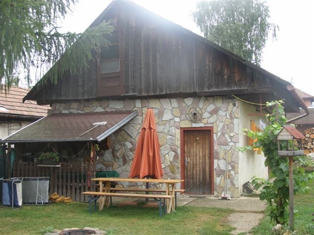 DRAŽBA 22.12.2015 o 11.00 hod., rodinný dom + nábytok Horná Štubňa, okres Žiar nad Hronom - náhľad