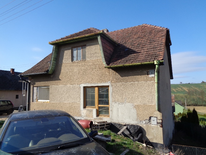 UPUSTENÉ!!! DRAŽBA 08.06.2018 o 10.00 hod., rodinný dom Haláčovce, okres Bánovce nad Bebravou - náhľad