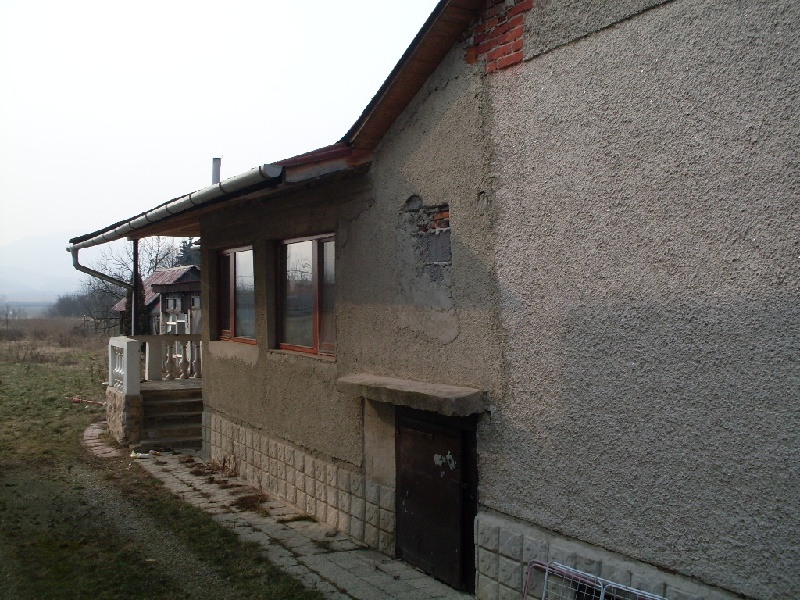 DRAŽBA 30.06.2011 o 11.00 hod., rodinný dom v Čerhove, okres Trebišov - náhľad