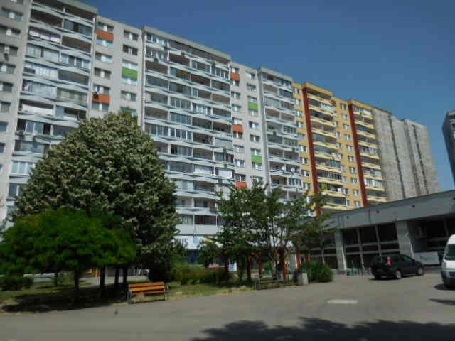 UPUSTENÉ !!!PRVÁ DRAŽBA - 02.09.2025 o 12:30 hod. - byt, -  v okrese Bratislava V,  obci Bratislava-Petržalka, katastrálne územie Petržalka