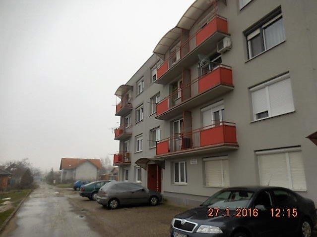 DRAŽBA 04.05.2016 o 11.00 hod., 2 izbový byt Komárno, okres Komárno
