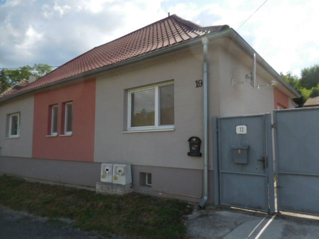 Prvá dražba: Rodinný dom: Rodinný dom súp.č.19 na parc.č.395/1 k.ú.Lúka  - náhľad
