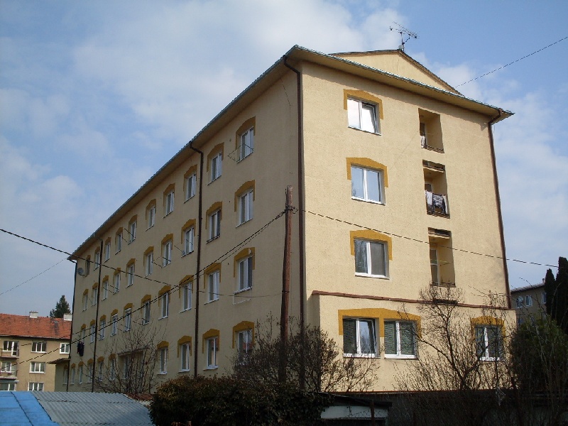 DRAŽBA 15.05.2012 o 10.00 hod., 1 izbový byt v Handlovej